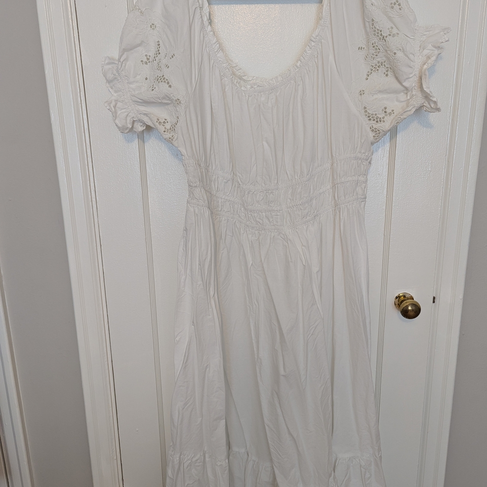 H&M White Maxi Dress with Eyelet Sleeves - Picture 3 of 6